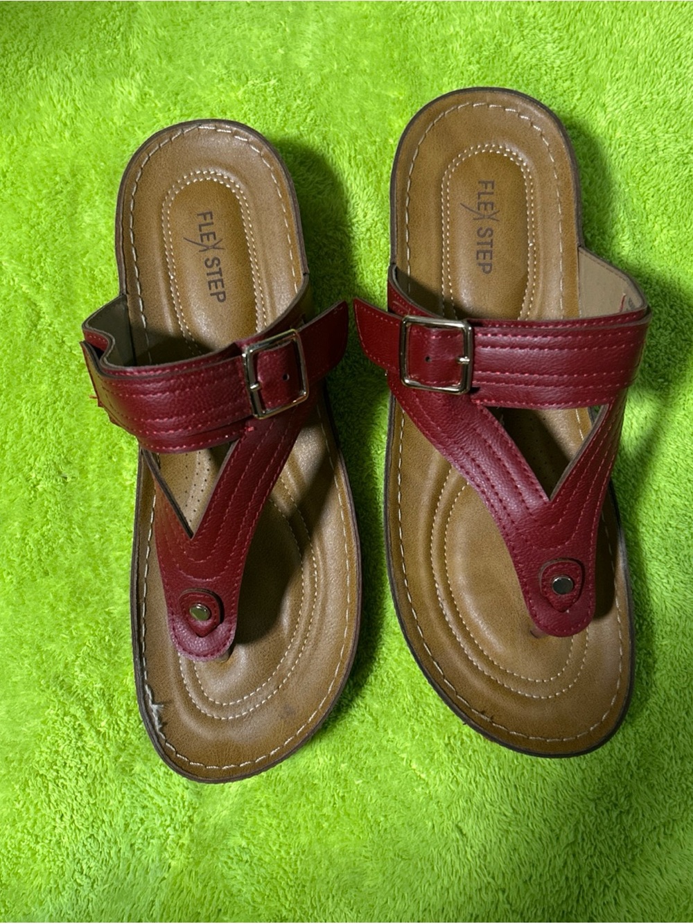 Flex Step Red Leather Thong Sandals. Sz 9M